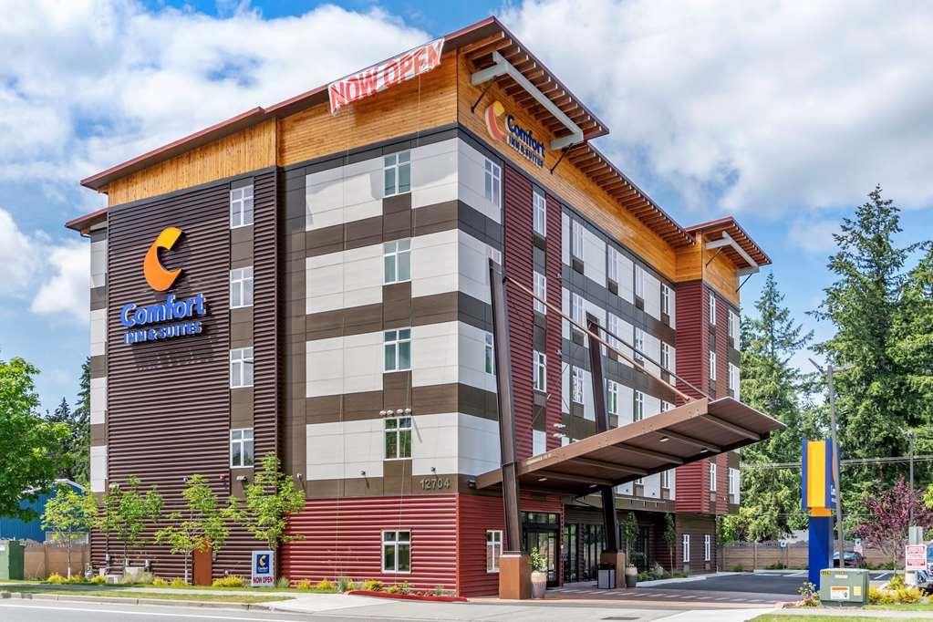 Comfort Inn & Suites Lakewood By Jblm Zewnętrze zdjęcie